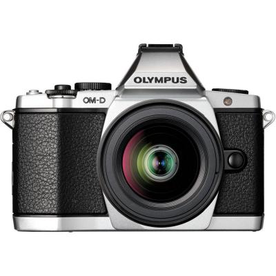 Olympus  e-m5 silver + ez-m1250 kit black incl. charger + battery - 4 545350 04042-0